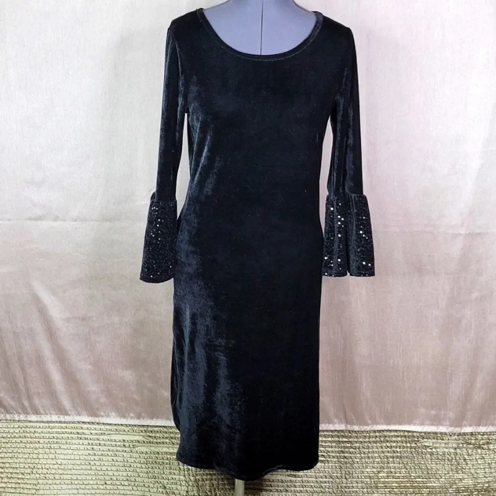 MAGNOLIA‎ SKYE Black Velveteen Sequined Dress Small